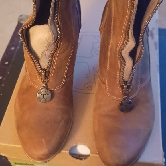 Boots - Picture 1 of 2